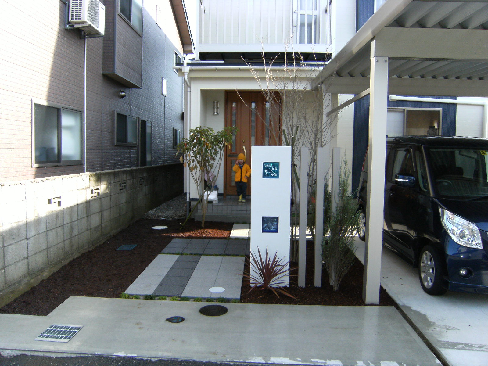 素敵にアプローチを飾るオリジナル門柱 モダンでお洒落に 五泉市 ｎ様邸 新潟市 外構 エクステリア 庭 ラーバンテック