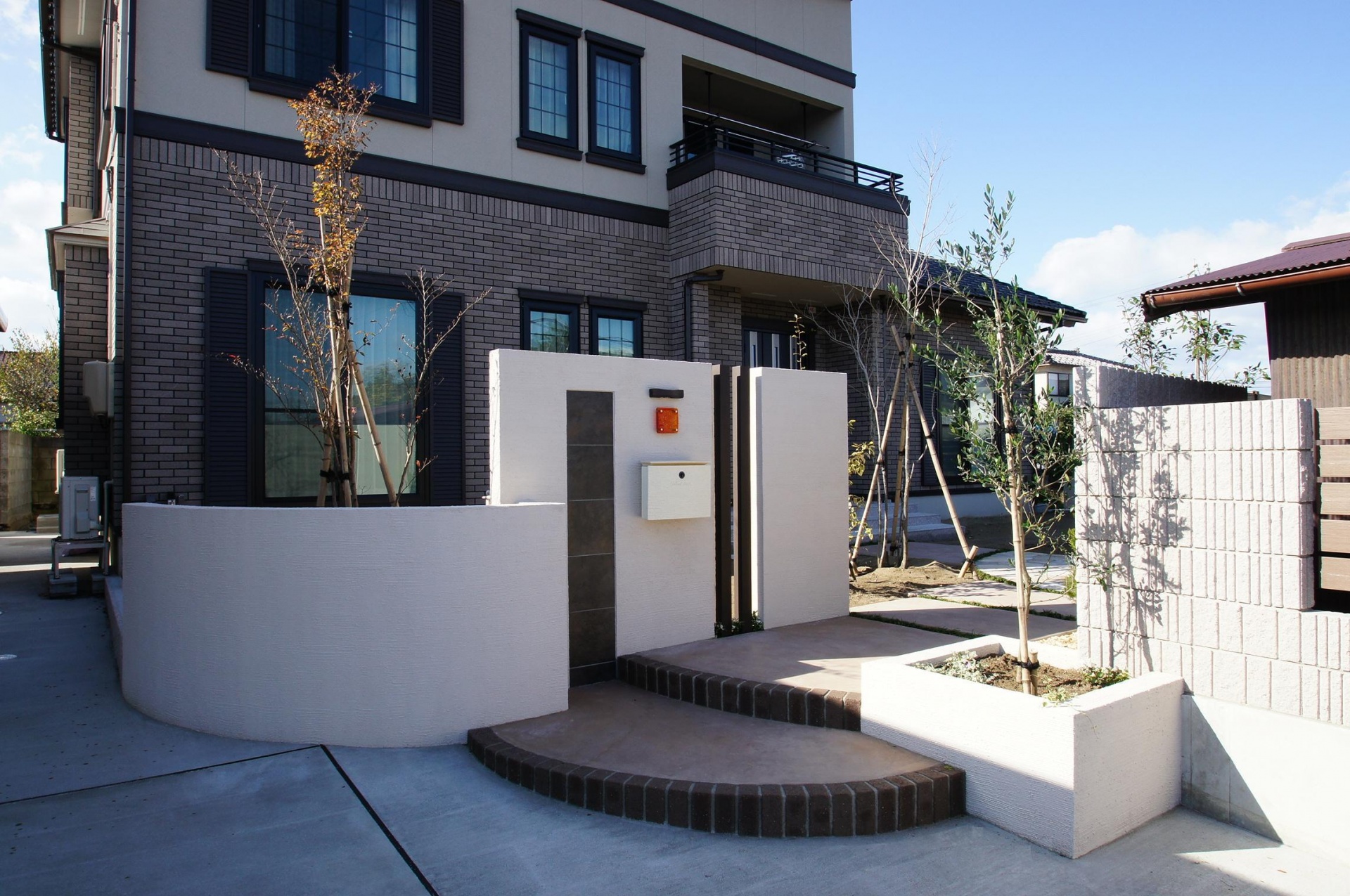 シンプルかつナチュラルな外構に 新潟市 新潟市 外構 エクステリア 庭 ラーバンテック