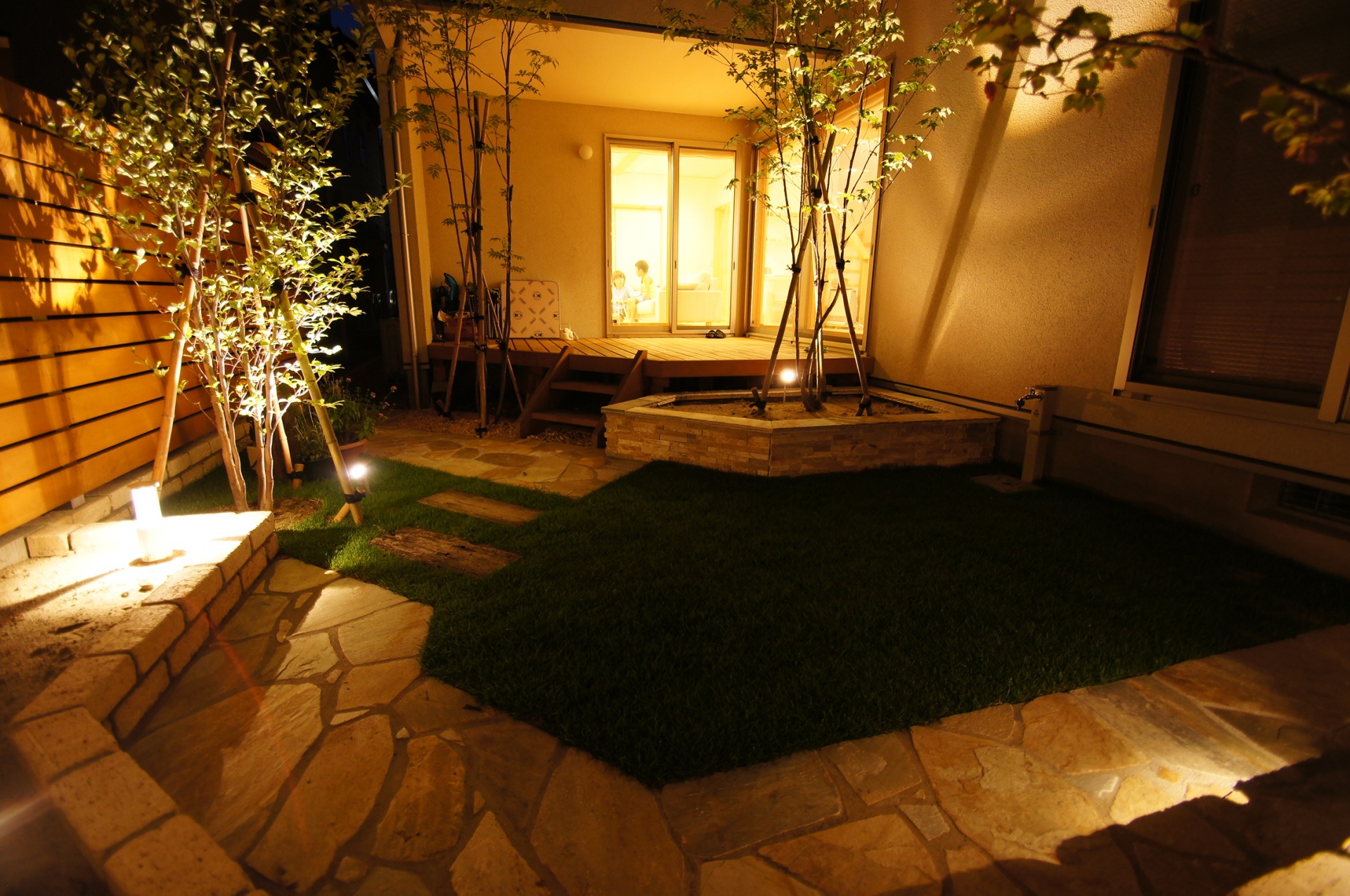 お庭で家族バーベキューを楽しみたい 新潟市中央区 M様邸 新潟市 外構 エクステリア 庭 ラーバンテック