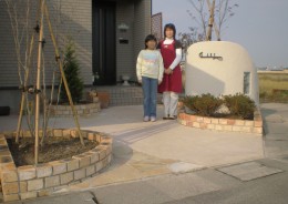 門壁を清楚な感じの塗り壁　白根市　A様邸
