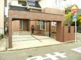建物に合わせた素敵なゲートのあるエクステリア　新潟市 Ｔ様邸